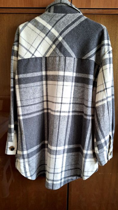 Дамска  риза тип яке в каре