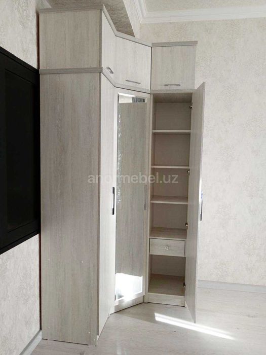 Угловой шкаф 115x115