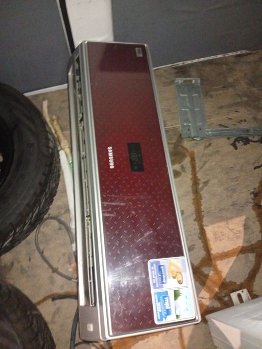 Kandisaner 18 samsung ishlab turgan yechilgan bu