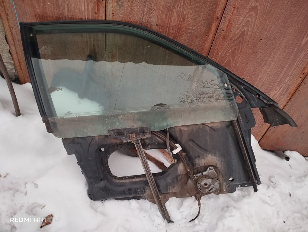 Рамка со стеклоподъемником Audi 100 C4