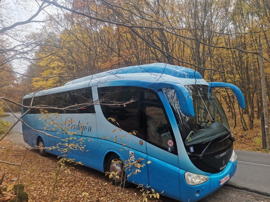 Transport persoane, excursii, team building uri, transferuri, etc