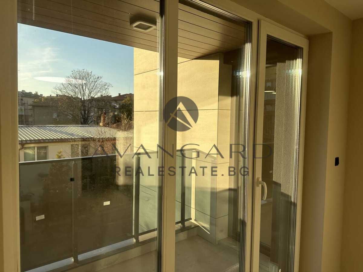 Продава се Тристаен апартамент в Пловдив, Мараша - 105 кв.м за 2248 €/кв.м - Снимка #9