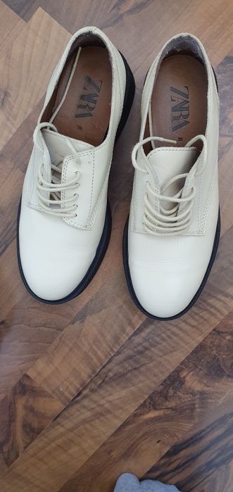 Pantofi cu talpa joasa -Zara