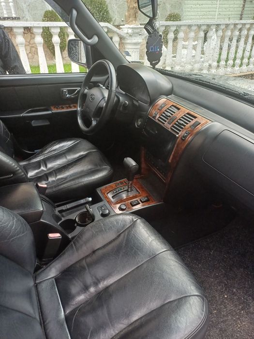 Продавам хюндай теракан