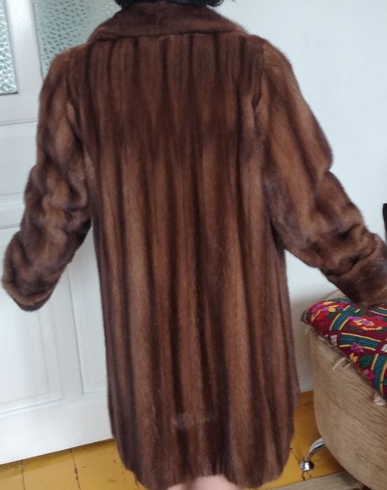 Норковая шуба в отличном состоянии