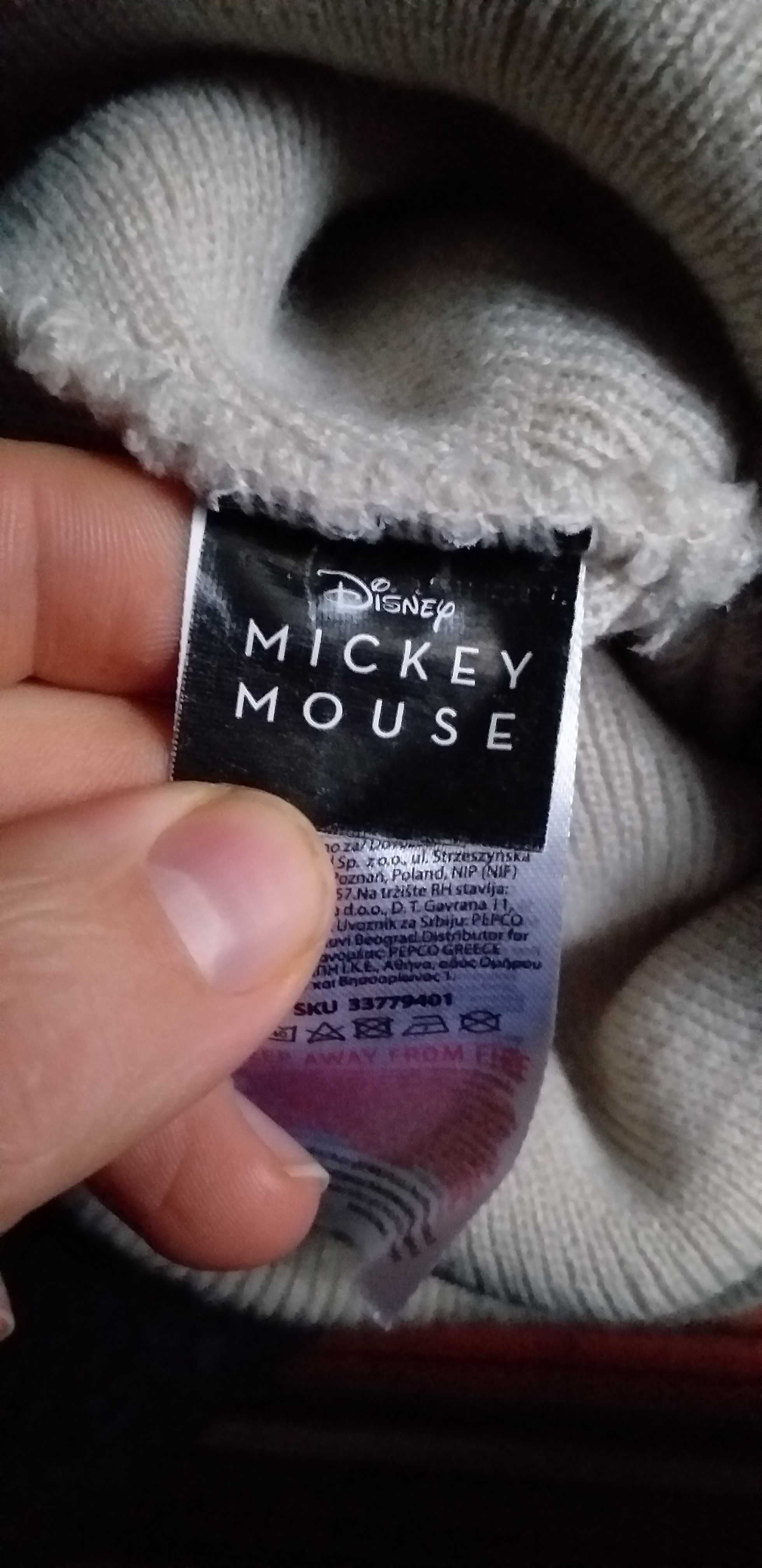 Căciulă originală Mickey Mouse cu emblema cusuta nu printata