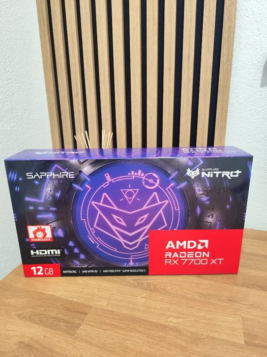Placa Video AMD RX7700 XT Nitro+