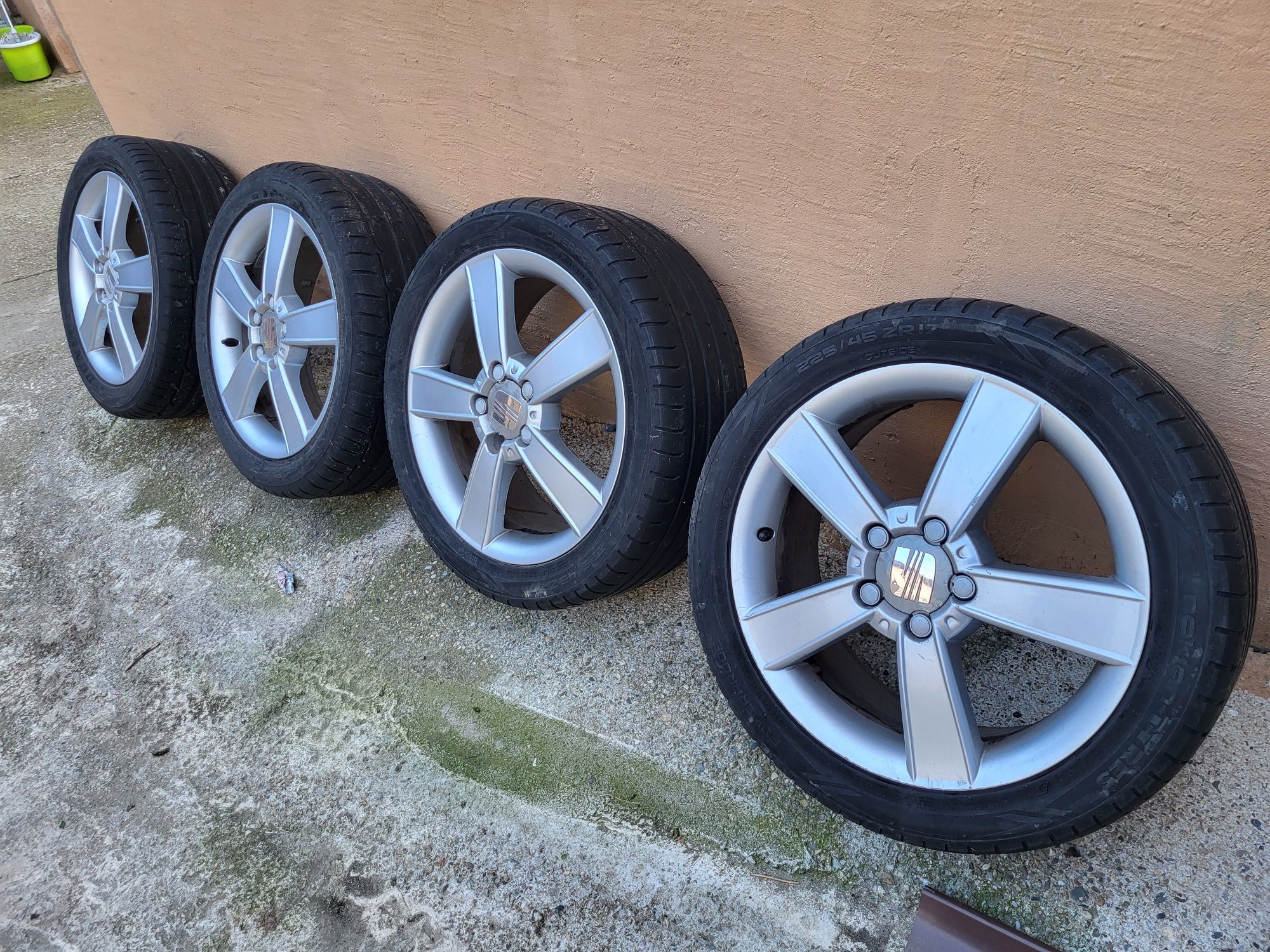 Jante seat 225 45 R17 (vw,Audi,Skoda)