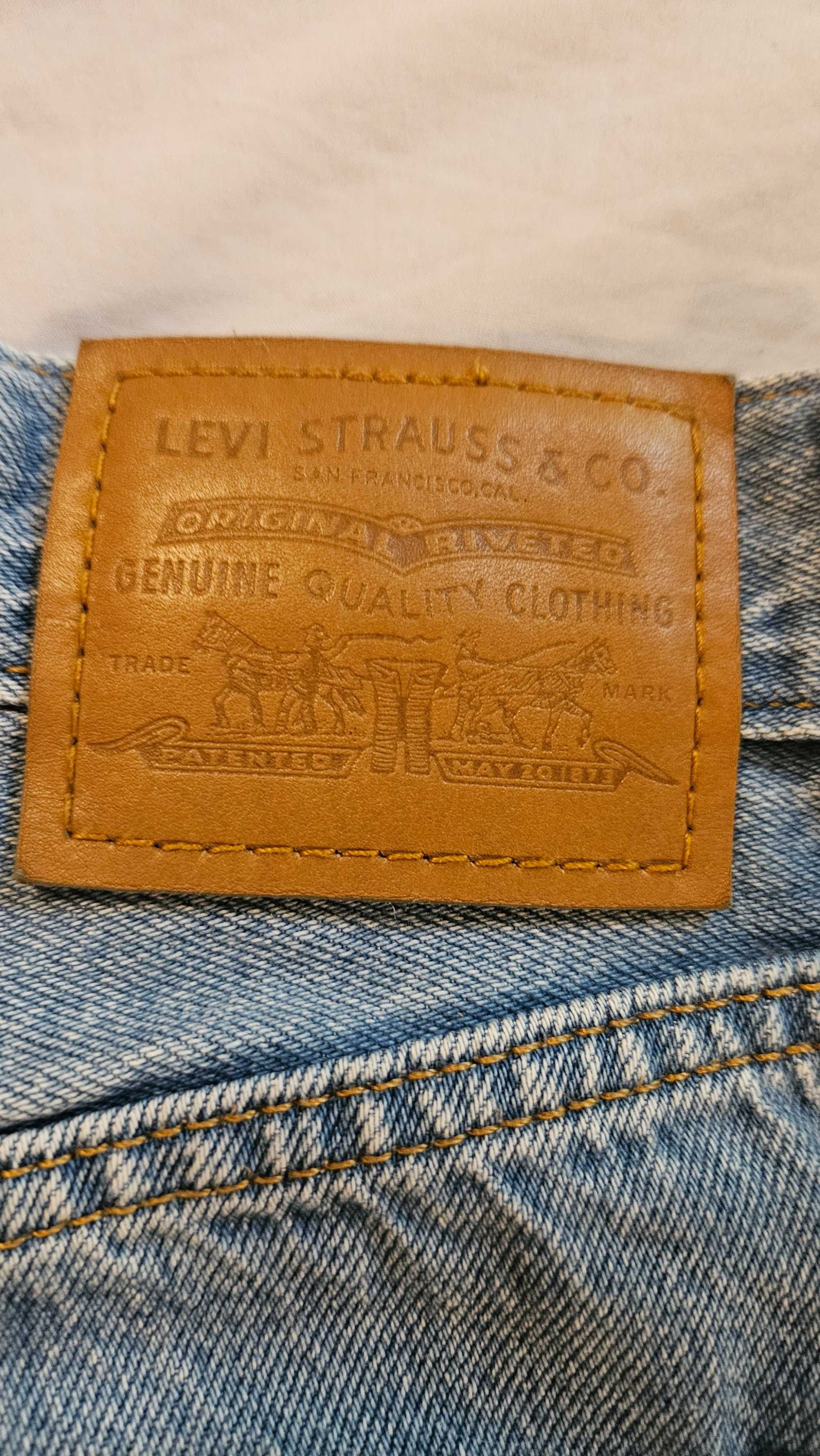 Дънки на Levis дамски