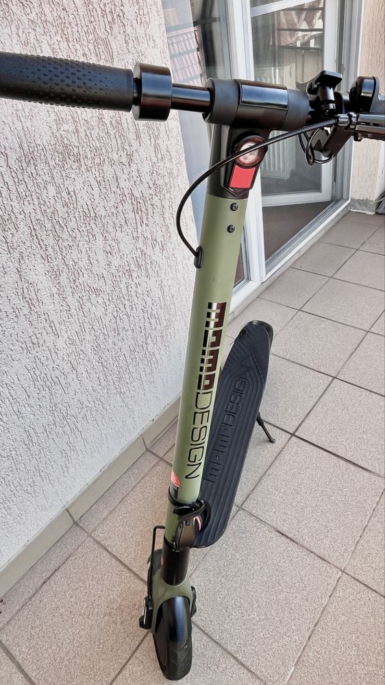 Trotineta electrica MOMO DESIGN EVO9
