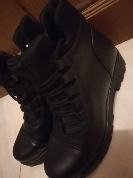 Дамски зимни боти