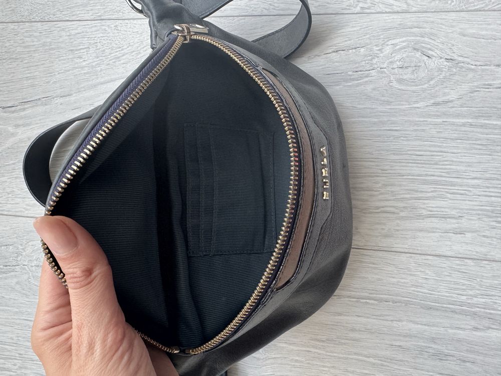 Дамска чанта FURLA естествена кожа