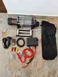 Troliu 12V 13500LBS (6200kg) Vinci Capestan NOU Super Winch