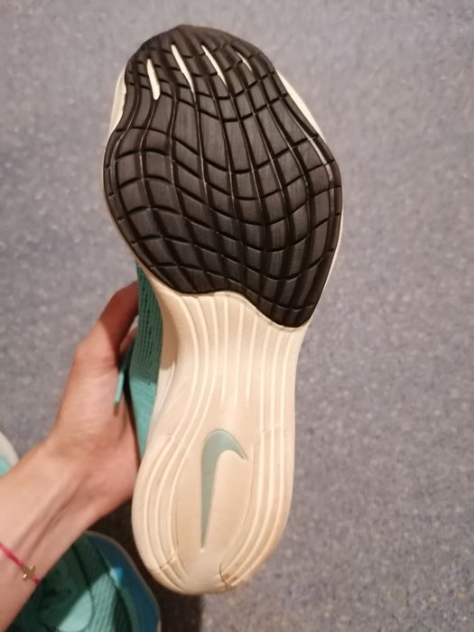 Vand nike vaporfly nr 38
