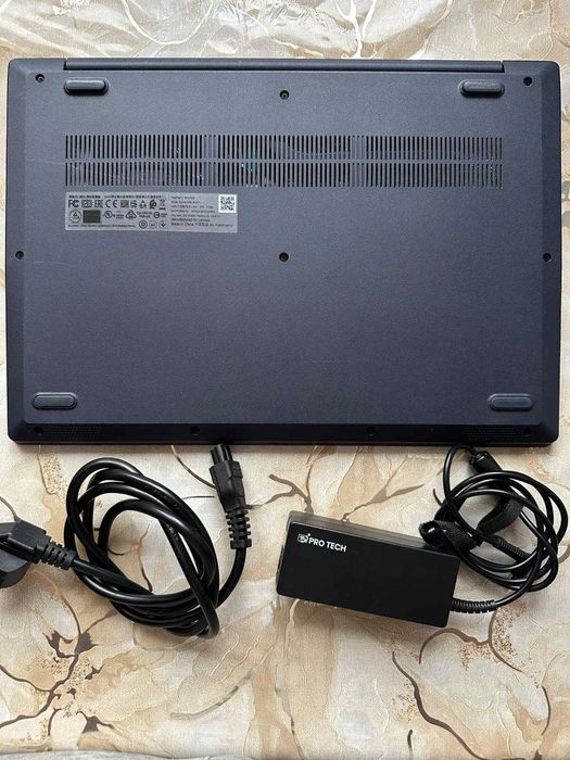Laptop Lenovo IdeaPad 3 15ADA05, 15,6inchi ,AMD Athlon, 4GB, 512Gb SSD
