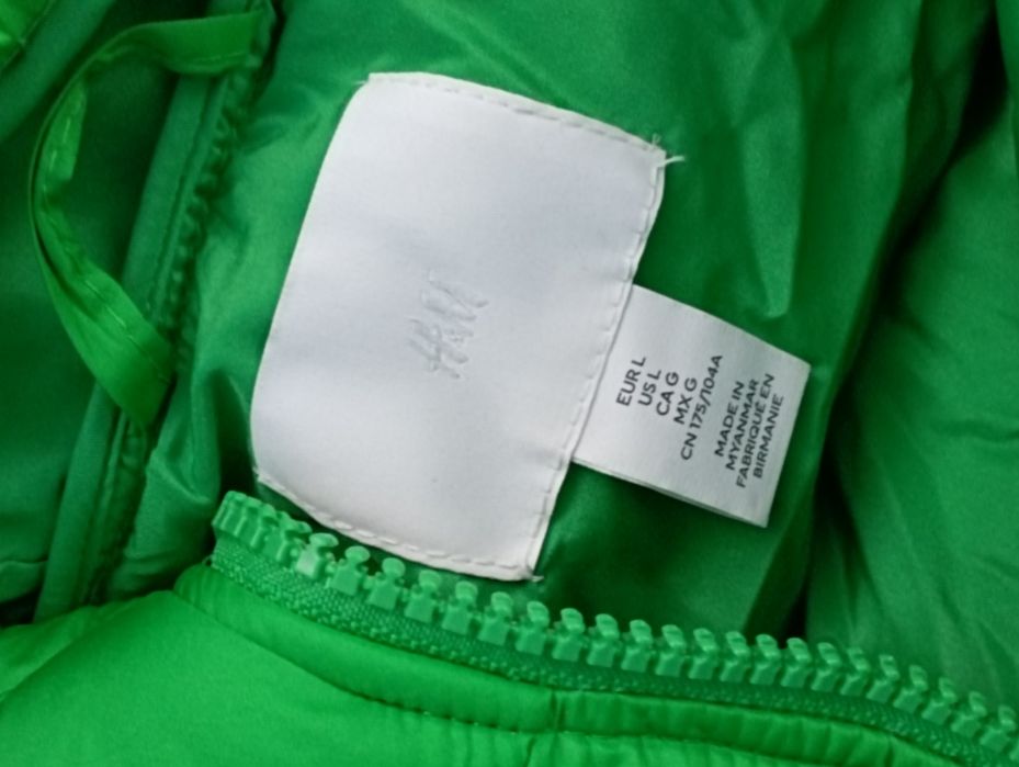 Vând geacă verde h&m