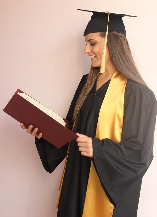 Тоги / Академични облекла за дипломиране