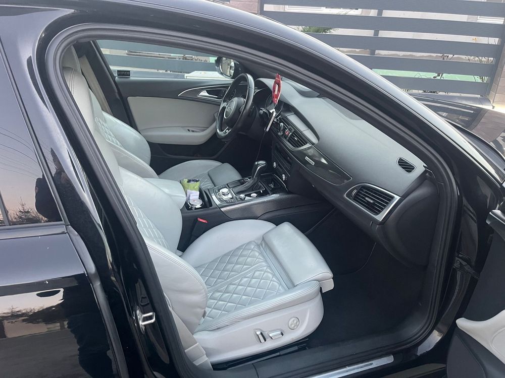 Audi S6 QUATRO matrix