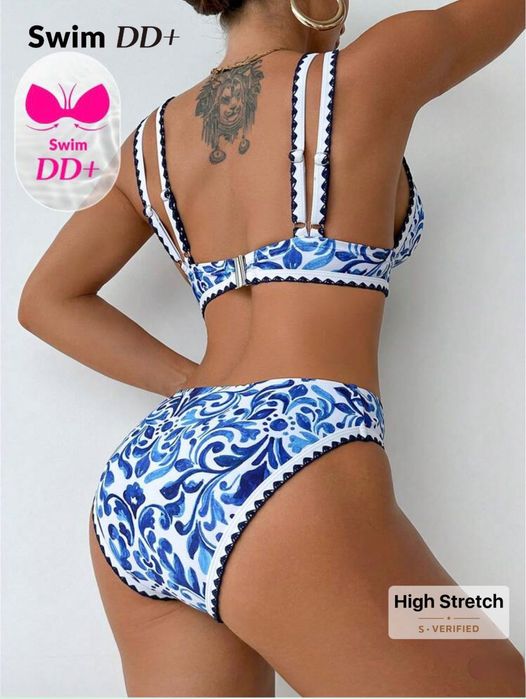 Атрактивен бански костюм