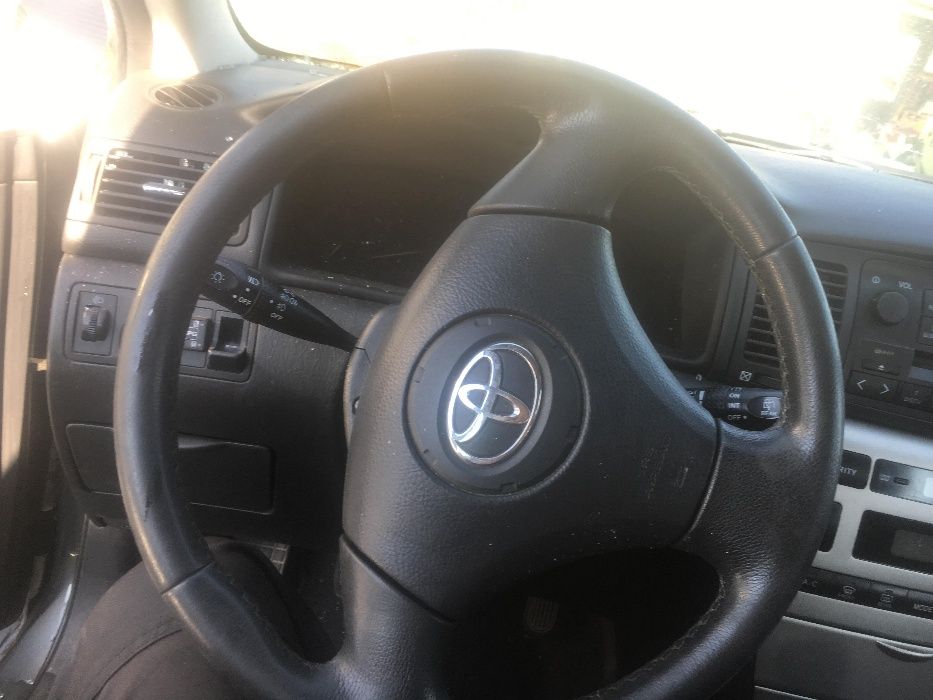 тойота корола Toyota Corolla 1.4 vvti на части