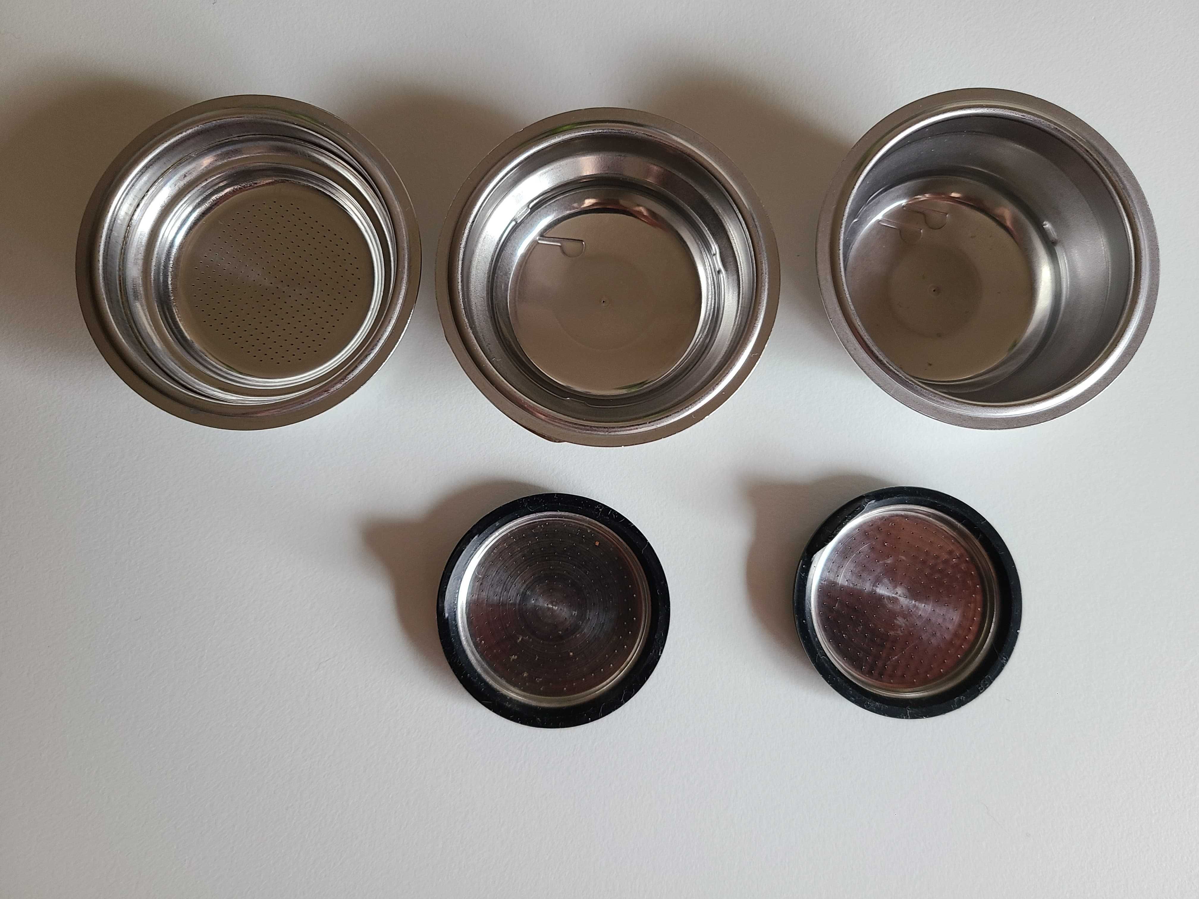 Filtru/filtre portafiltru + site aparat cafea DeLonghi