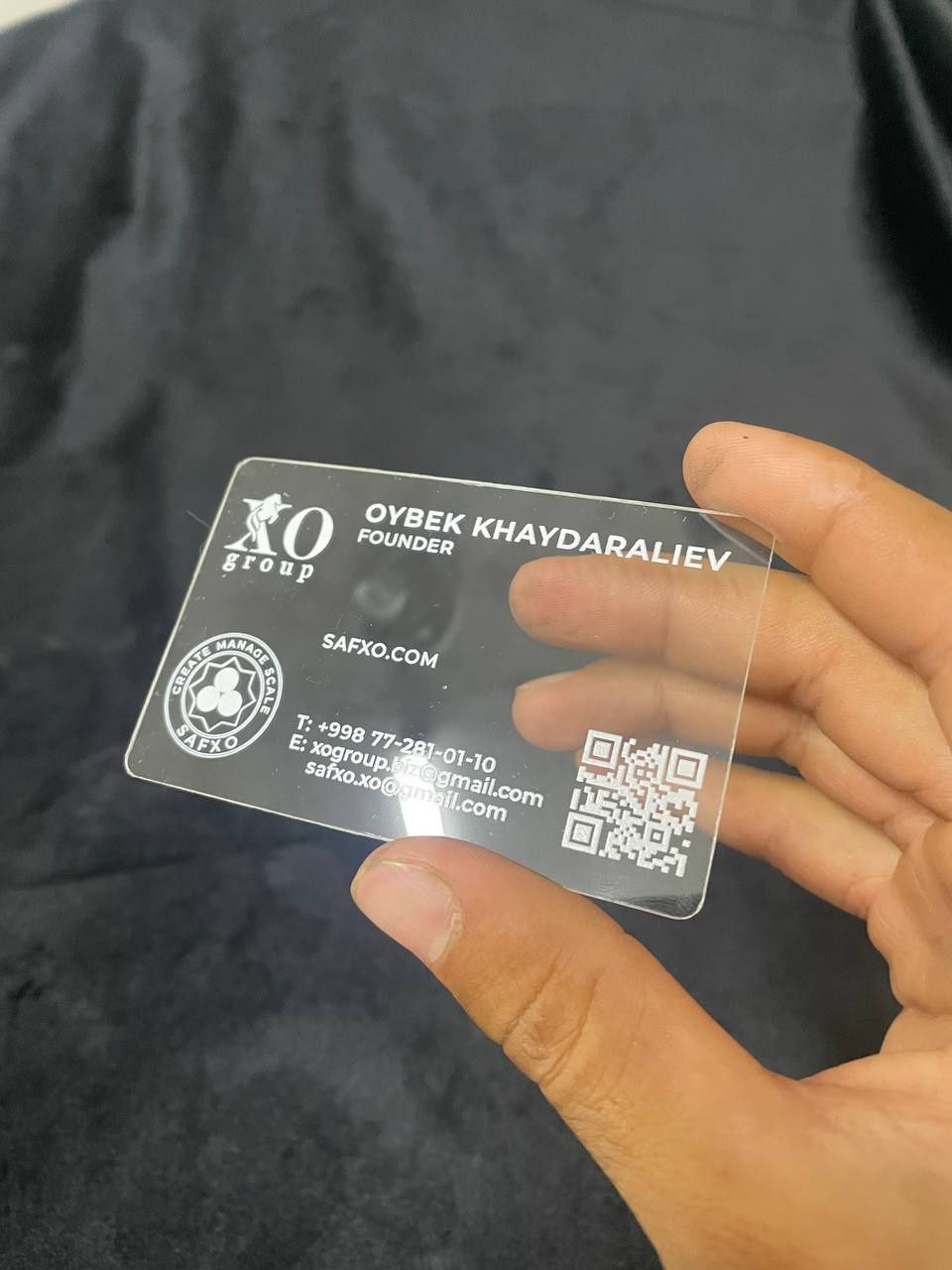 Tachkover va plastik vizitkalar