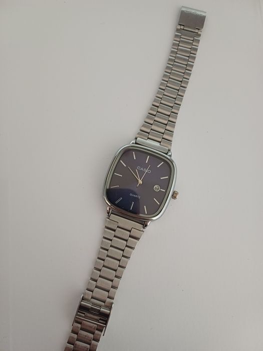 Наручные часы Casio