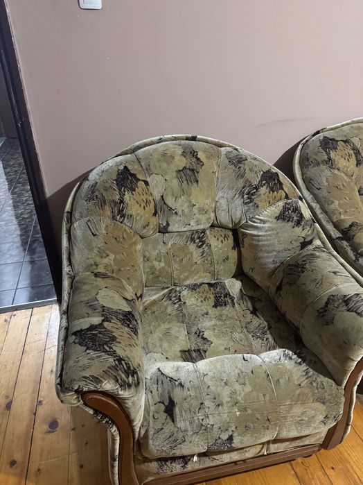 Два фотьойла + Един Диван за Подаряване
