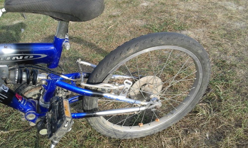 bicicleta copii+ skateboard cadou