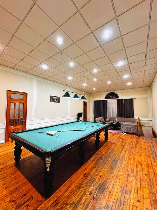 Большая дача в Кибрае - сауна, бассейн, бильярд, теннис, кухня, мангал