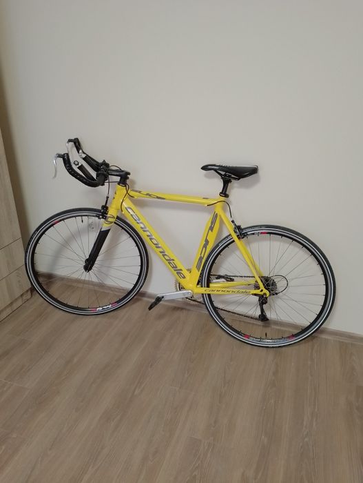Велосипед шосеен Cannondale