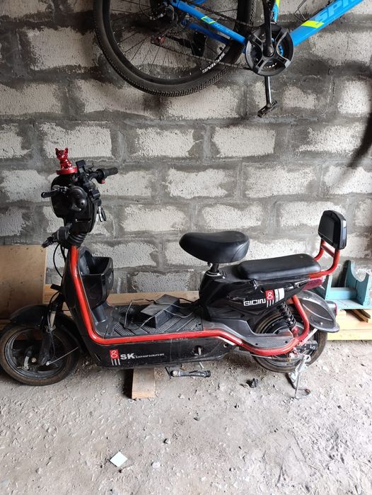 Электро скутер ск8