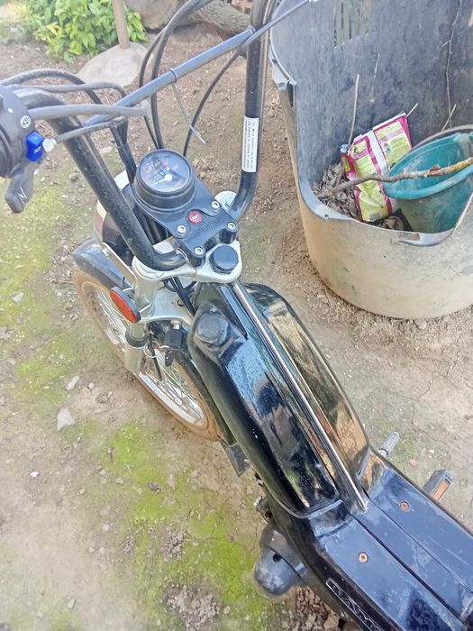Vând moped remzey