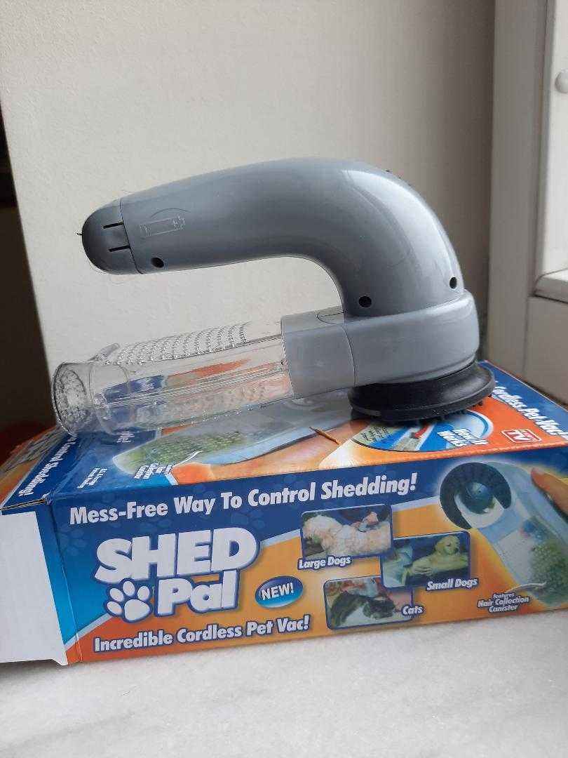 Perie cu vacuum pentru par animale, Shed Pal