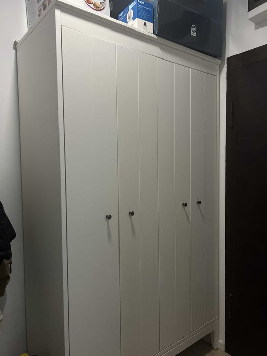 Dulap IDANAS cu usi glisante, Ikea, 121 x 211 cm, Alb