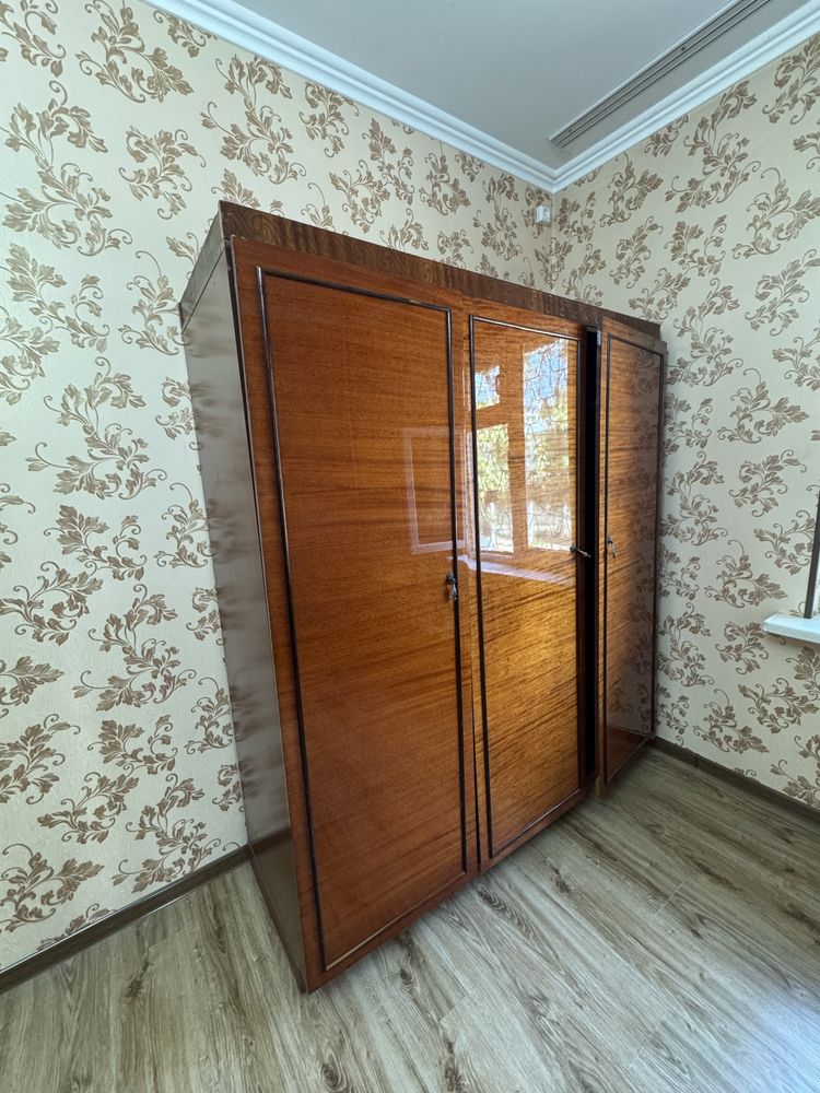 Srochna sotiladi Mebel holati zo’r