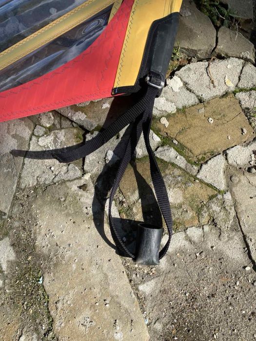 Платна и мачти за уиндсърф