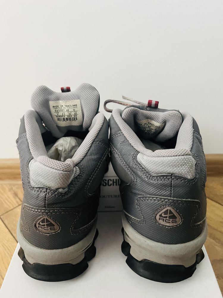Туристически обувки маратонки NIKE ACG Tengu Mid Gore Tex