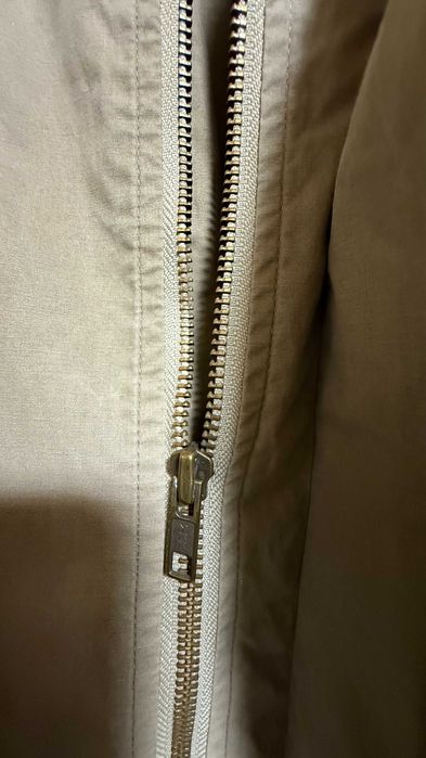 Hanorac subțire Fila , se prezinta in stare foarte buna