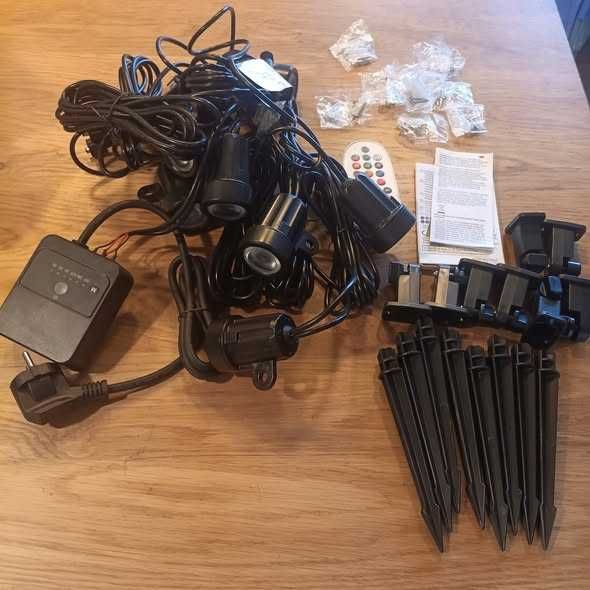 НОВ! Комплект от 8 RGB градински прожектори с дистанционно управление