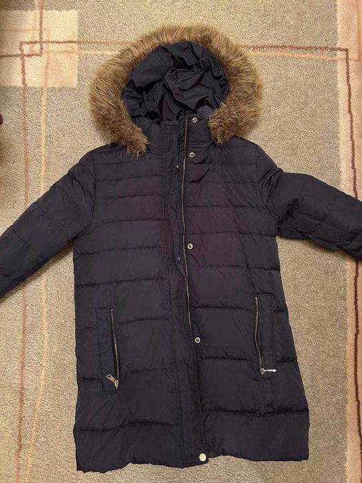 Zara Kids продам пуховик для девочек.
