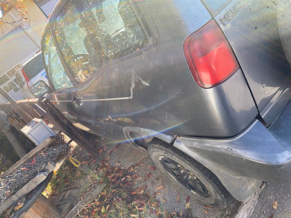 форд маверик нисан тирано