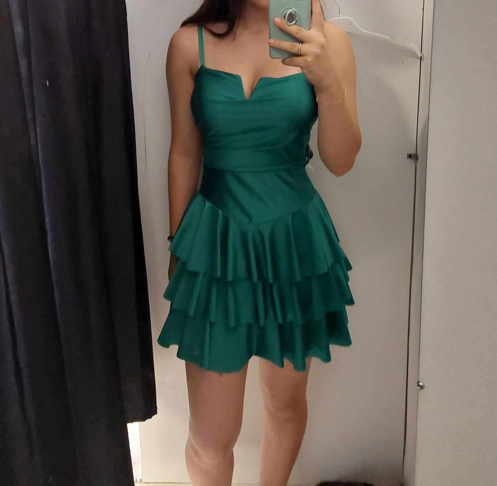 Rochie verde noua