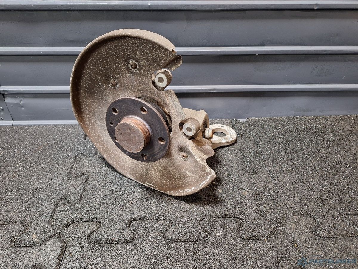 Fuzeta dreapta spate AUDI A4 IV Avant (8K5, B8) [ 2007 - 2015 ] TDI (CJCD, CMFB, CSUA) 110KW|150HP OEM 8K0505432AP