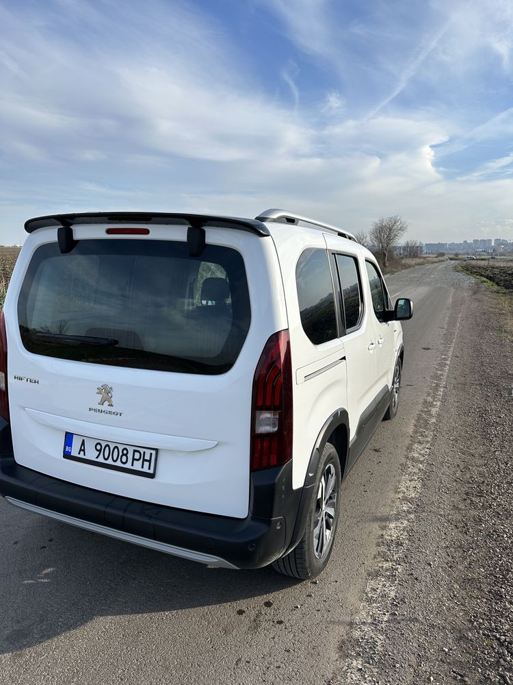 Peugeot rifter GT line 1.5 130hp