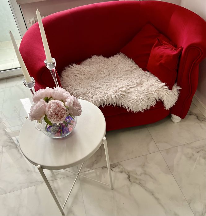 Продам диван на 1,5 места из антивандальной ткани