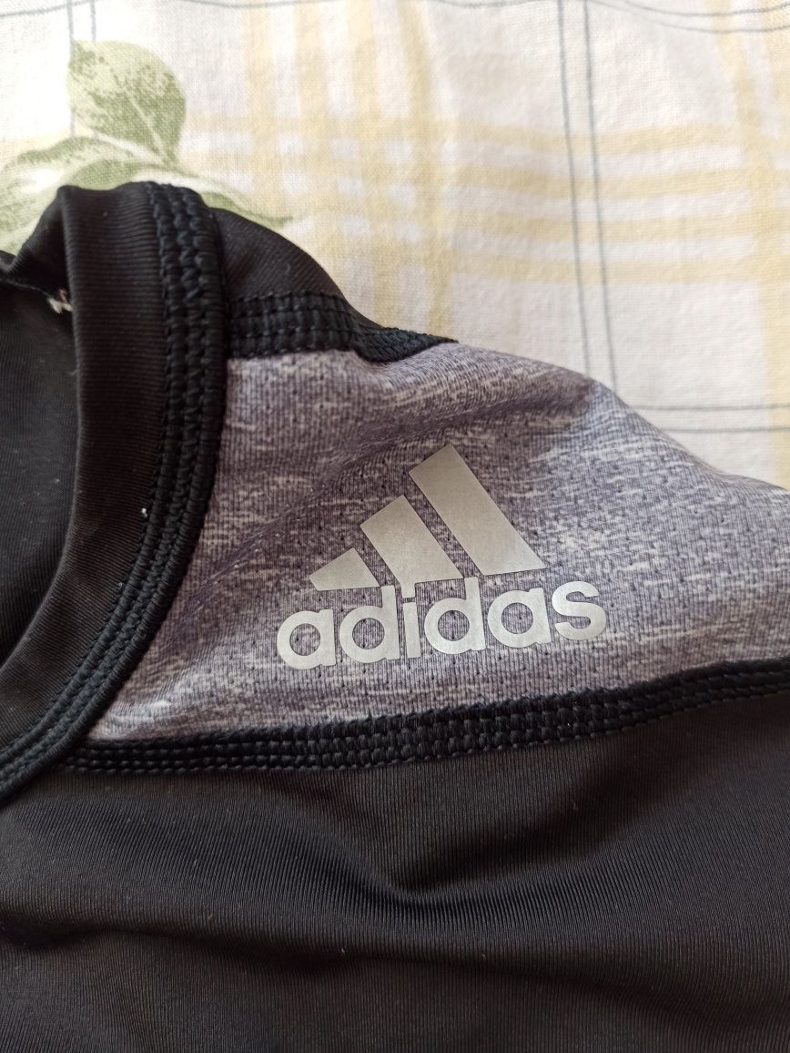 Adidas Techfit мъжки потник "L"