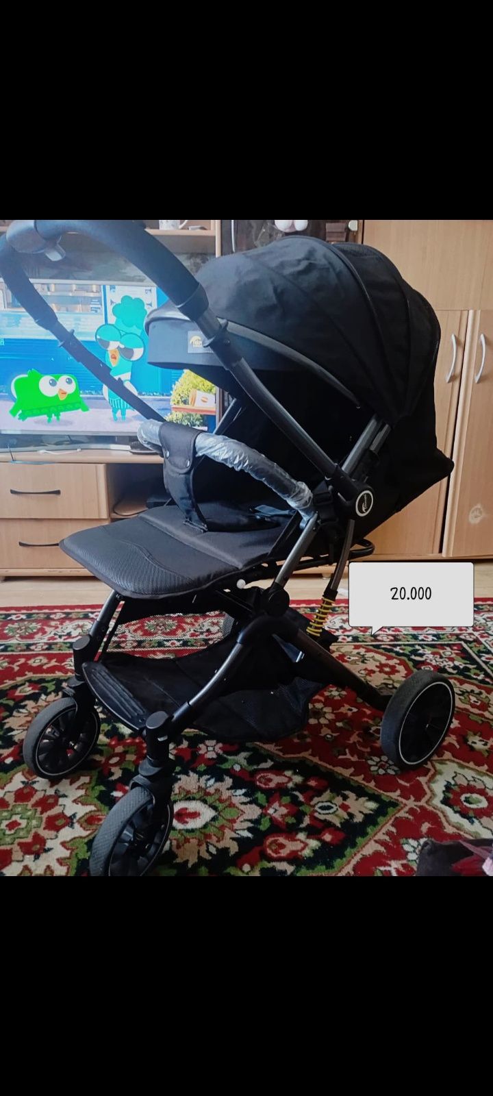 Продам коляску черную