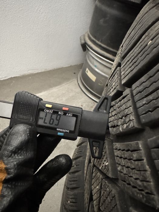 285 40 22 зимни гуми