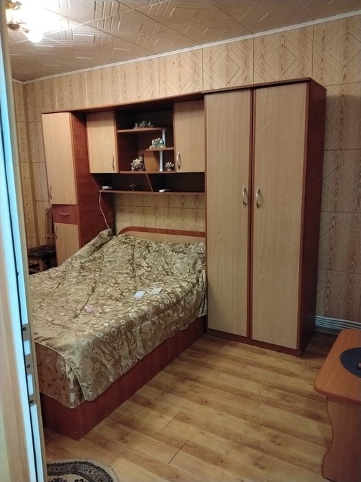 Închiriez garsonieră pe termen lung